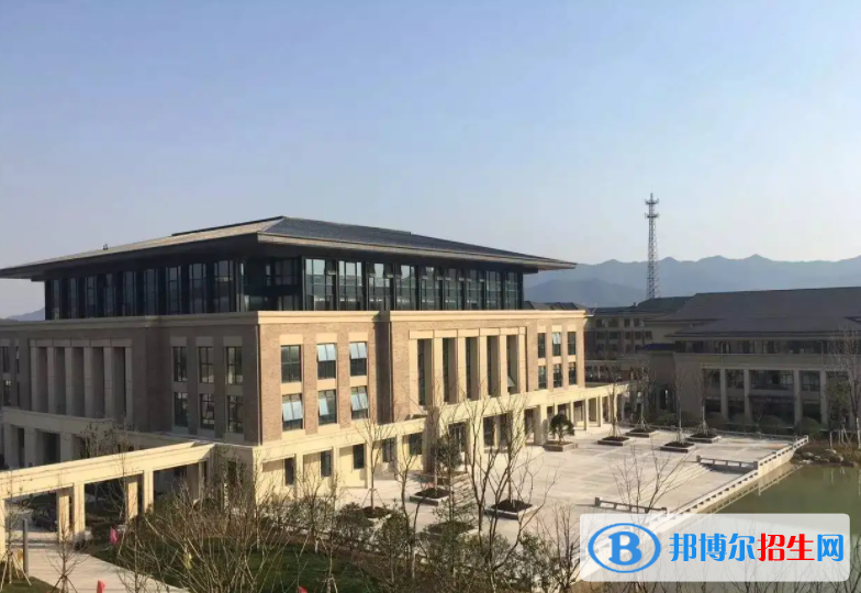  富阳中学国际部2022年入学考试