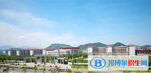 安吉上墅私立高级中学2022年招生政策