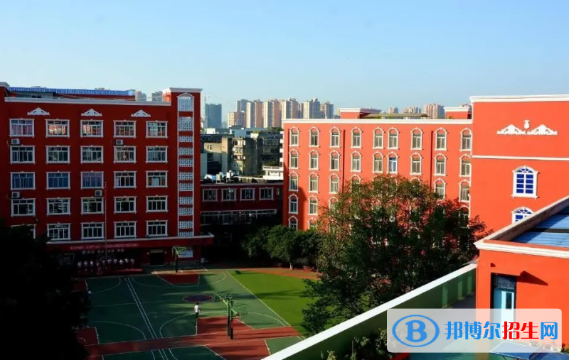 成都外国语学校中美国际高中2022年学费标准
