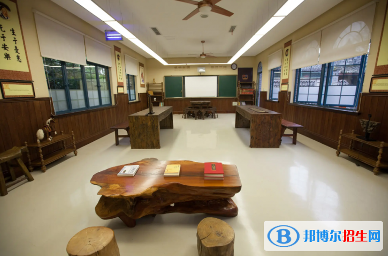成都孔裔国际公学2022年学费标准