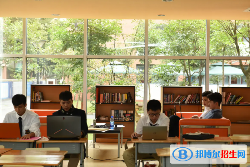 牛津国际公学成都学校2022年入学考试