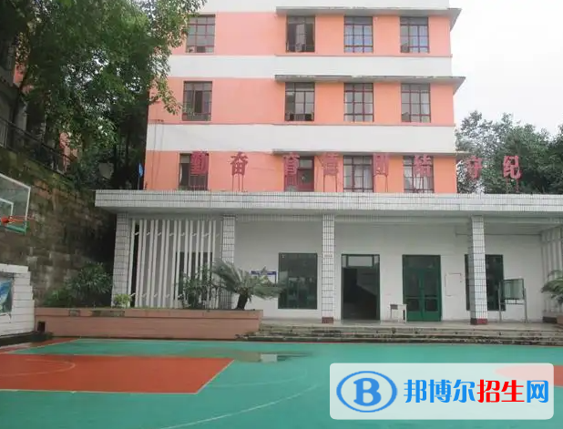 重庆2022年初中生可以去学建筑学校吗