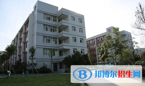 重庆2022年读建筑学校需要什么条件