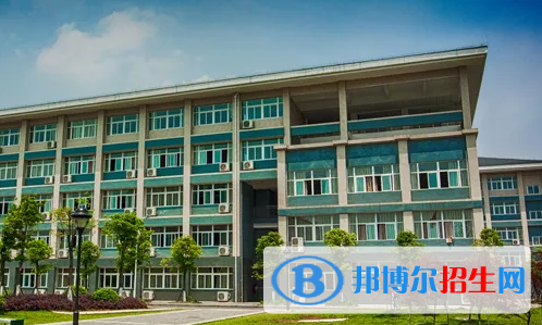 重庆2022年附近有哪些建筑学校