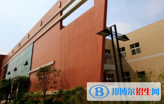 重庆2022年读什么建筑学校好
