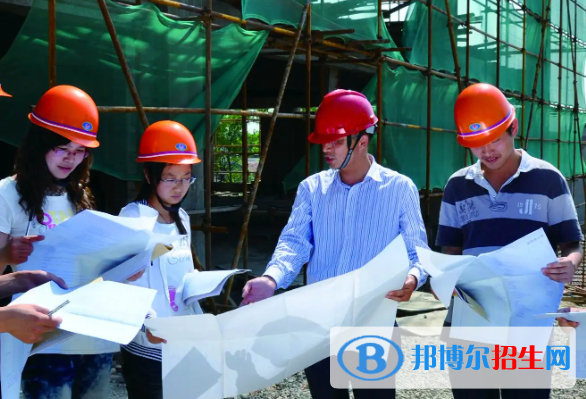 重庆2022年建筑学校学什么好找工作
