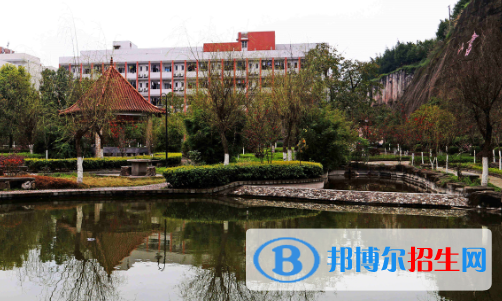 重庆2022年建筑学校毕业是什么学历