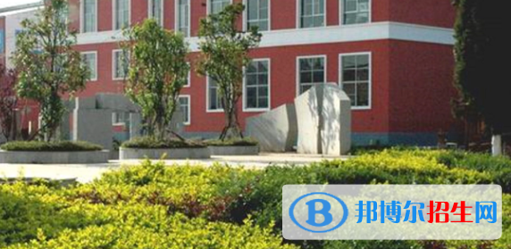 昆明艺术职业学院2022年招生办联系电话