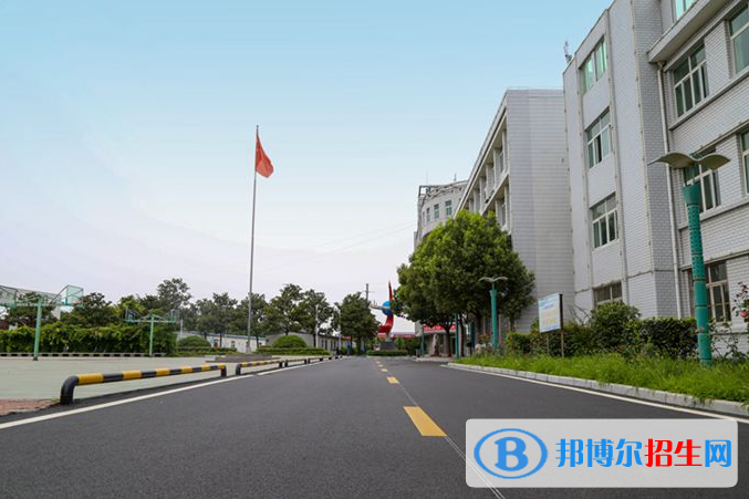 山东222年哪个铁路学校学技术好