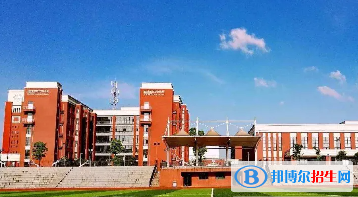 北京新亚中学国际部高中2023年课程体系