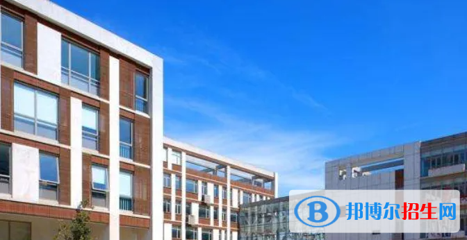 北京乐成国际学校高中部怎么样