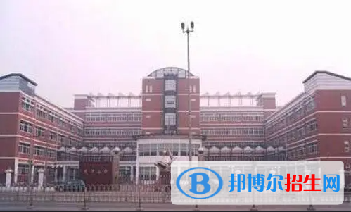 天津二中剑桥教育中心2022年学费标准