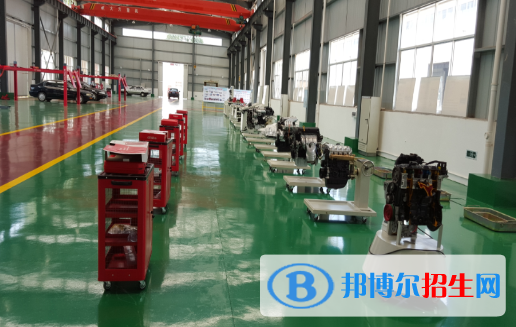 长沙高级技工学校2022年招生办联系电话