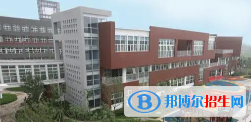 北京新英才国际学校初中部2023年入学条件