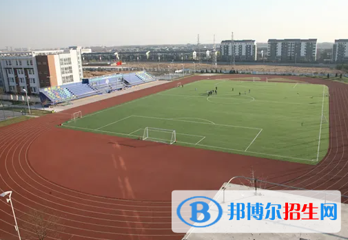 北京新英才国际学校初中部2023年入学考试