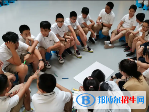 北京新英才国际学校初中部2023年课程体系