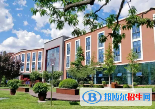 北京海淀国际学校初中部2023年报名时间