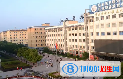 成都2022年有哪些铁路职业技术学院