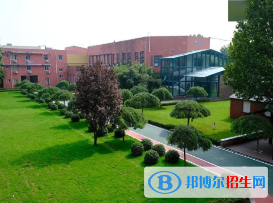北京私立树人瑞贝学校初中部靠谱吗