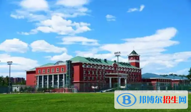 北京爱迪国际学校初中部靠谱吗