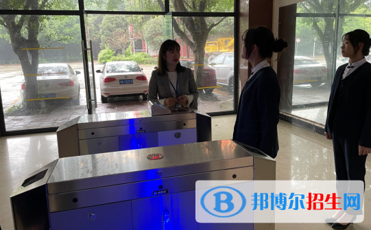 成都2022年哪家职业技术铁路学校好