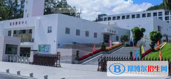 广东2022年汽修学校有女生吗