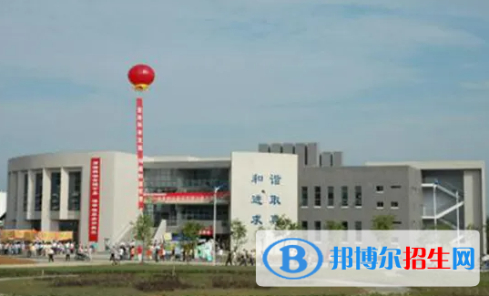成都2022年铁路学校有什么