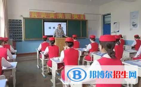 成都2022年现在铁路学校有什么专业