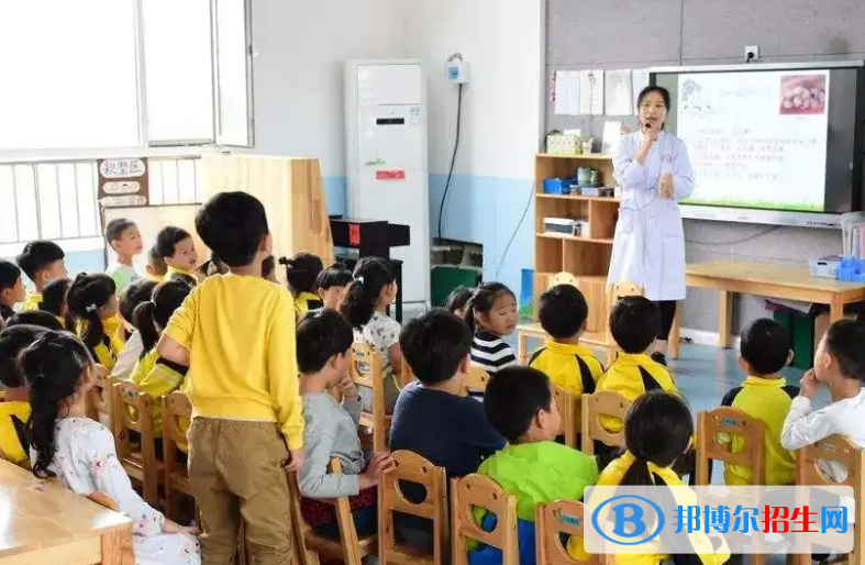 云南2023年幼师学校开设有哪些课程
