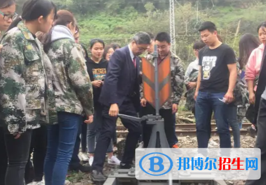 成都2023年职业铁路学校有什么专业