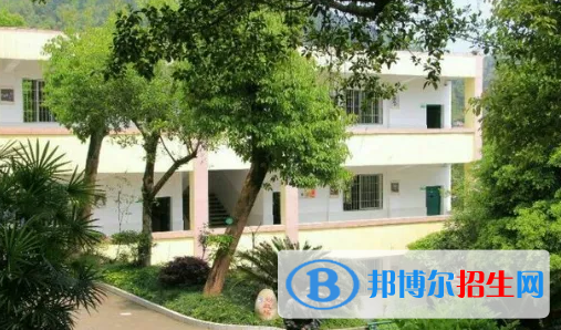 重庆2023年职高幼师学校哪个好