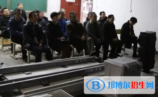 成都2023年有什么铁路学校专业