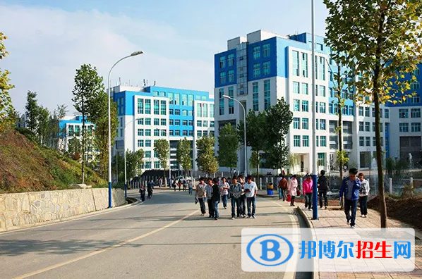 贵州2023年男生可以读电子商务学校吗