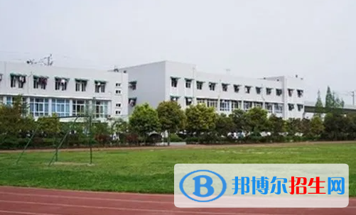 成都2023年好的铁路学校有吗