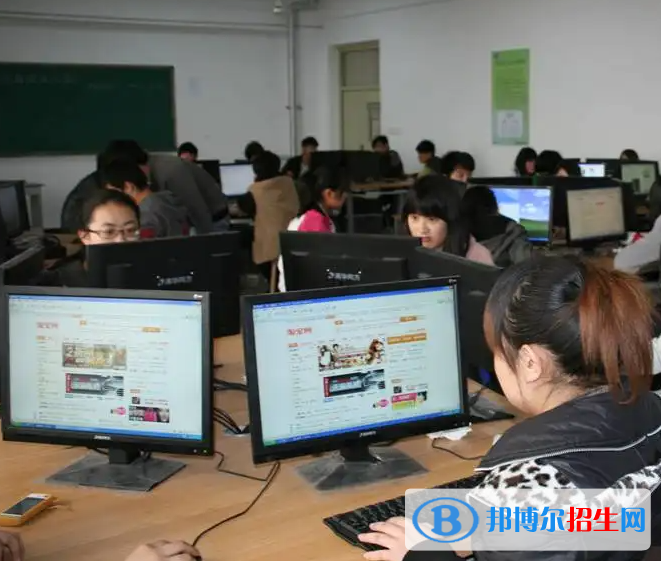 贵州2023年到哪里读电子商务学校好