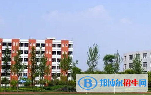 成都2023年上铁路学校好吗