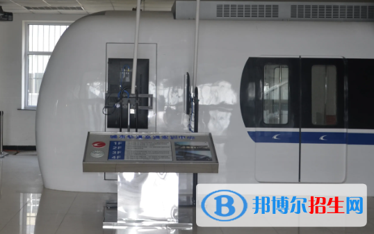 成都2023年现在上铁路学校学啥好