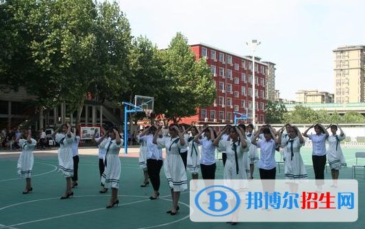 成都2023年现在读铁路学校好吗