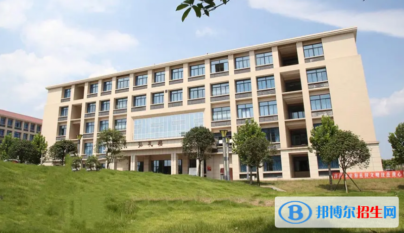 重庆2023年哪里的技工幼师学校好