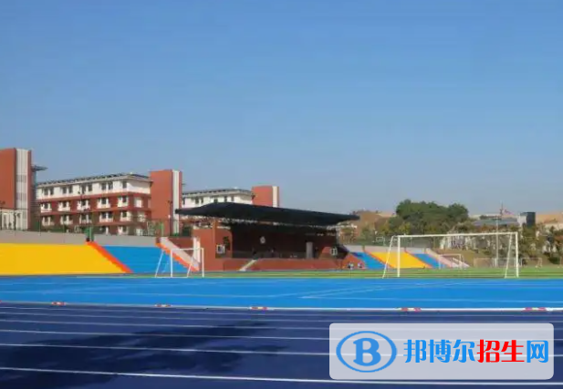 宜昌龙盘湖国际学校初中部2023年学费标准2