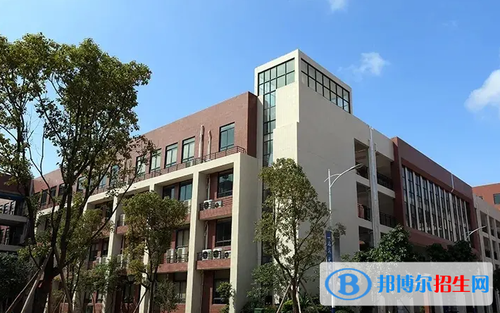 广东碧桂园(IB国际)学校初中部2023年学费标准