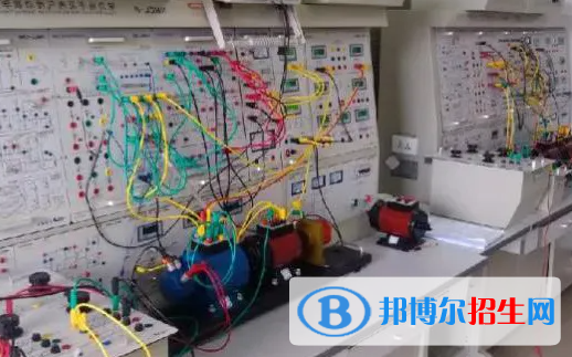 成都2023年上铁路学校学啥专业好