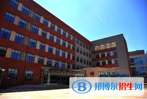 成都孔裔国际公学初中部2023年入学考试2
