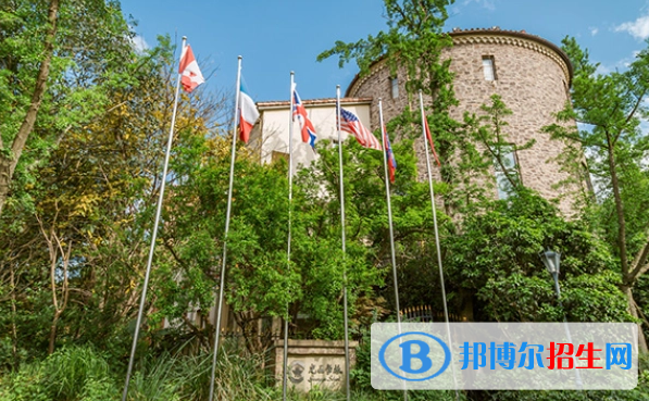 成都麓山国际光亚学校初中部2023年招生政策2