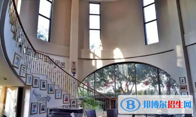 成都麓山国际光亚学校初中部2023年课程体系