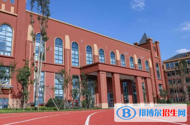 牛津国际公学成都学校初中部2023年录取分数线