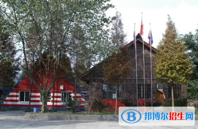 成都麓山国际光亚学校小学部2023年课程体系