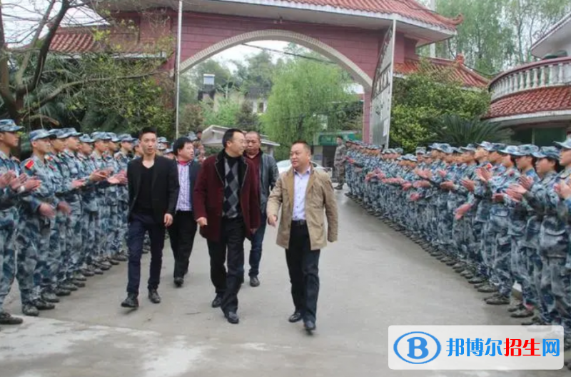重庆2023年中专学校学什么最好