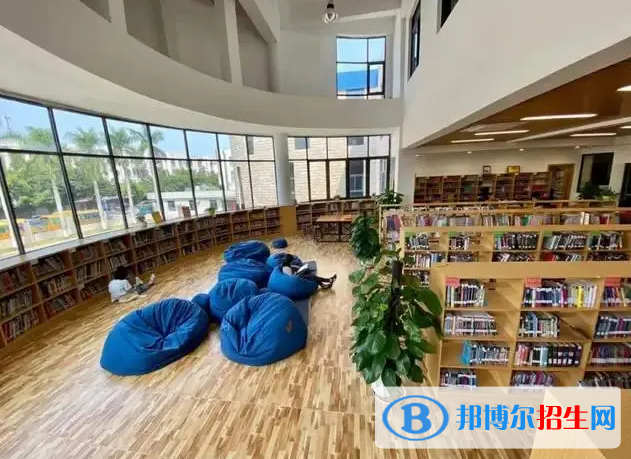 深圳科爱赛国际学校初中部2023年课程体系