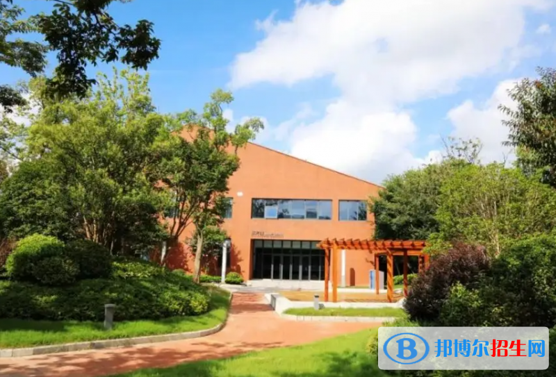 深圳深美国际学校初中部靠谱吗